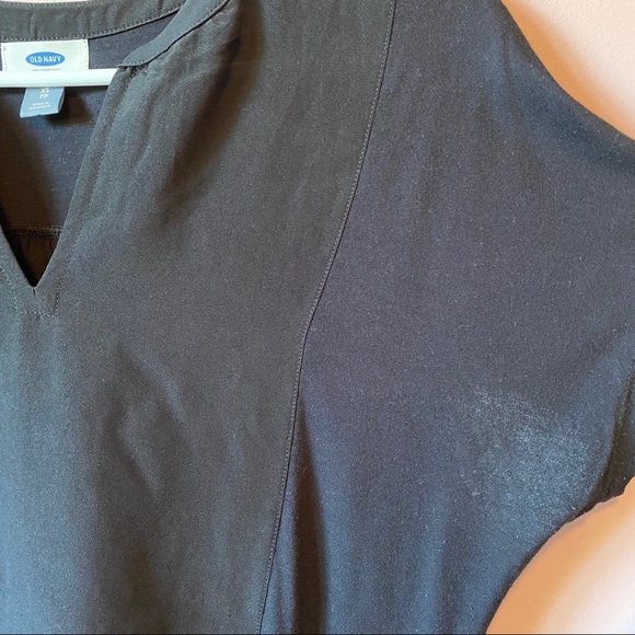 Two Tone Split Neck Tee - Picture 3 of 3